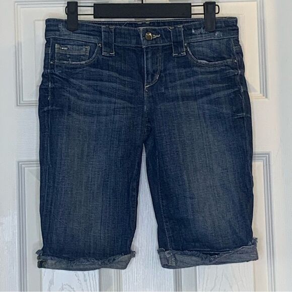 Joe's Jeans Karrie Wash Distressed Denim Best Friend Bermuda Shorts Women's 25 - Picture 1 of 10